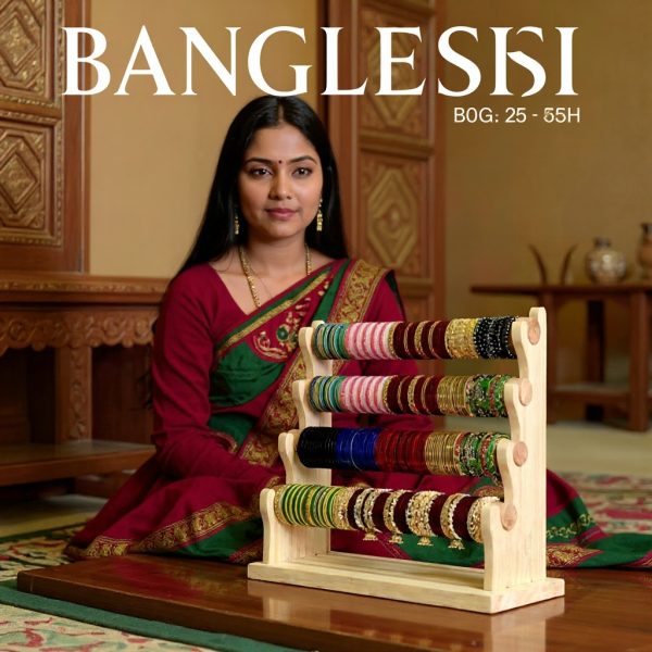 আপনার শখের চুড়ি গুলোকে সাজিয়ে রাখুন নান্দনিক মেহেগনি কাঠের চুরির আলনায়।