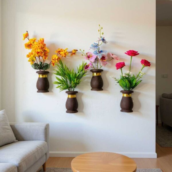 ৪ পিস্ কলস আকৃতির ফুলসহ মেহগনি কাঠের টপ ,আঠালো সিস্টেম হওয়ায় দেয়ালে সেটিং করা খুব সহজ!